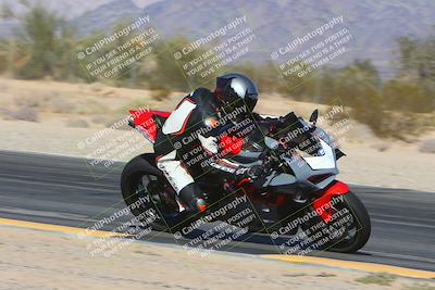 media/Jan-13-2025-Ducati Revs (Mon) [[8d64cb47d9]]/3-B Group/Session 3 (Turn 7 Inside)/